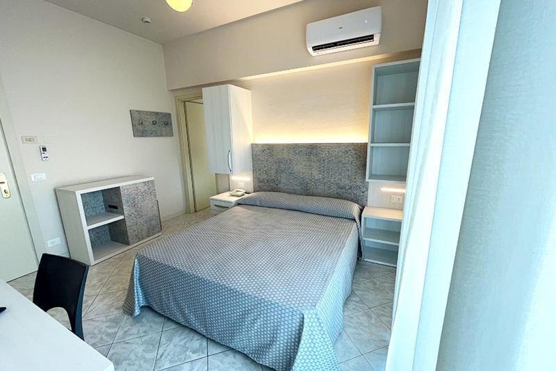 Hotel Everest Cervia Kültér fotó