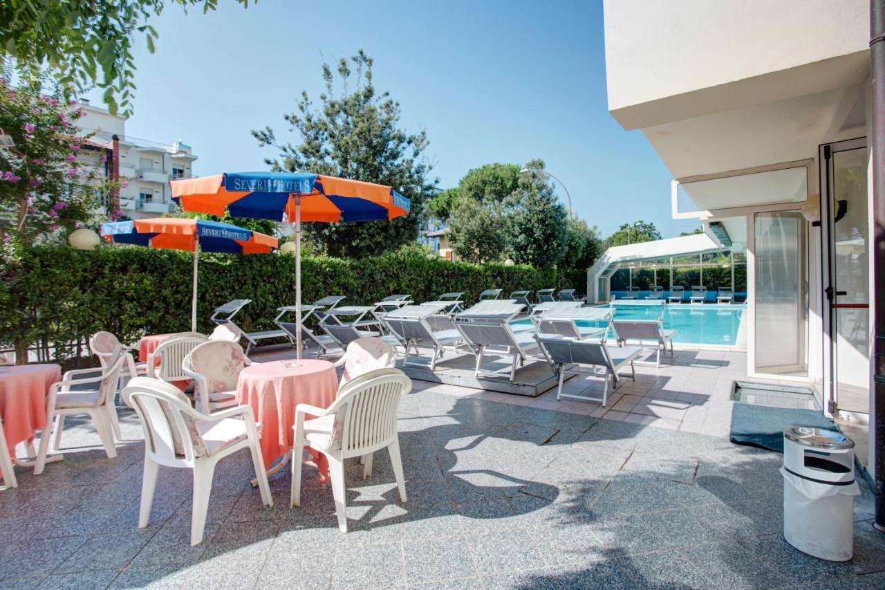 Hotel Everest Cervia Kültér fotó