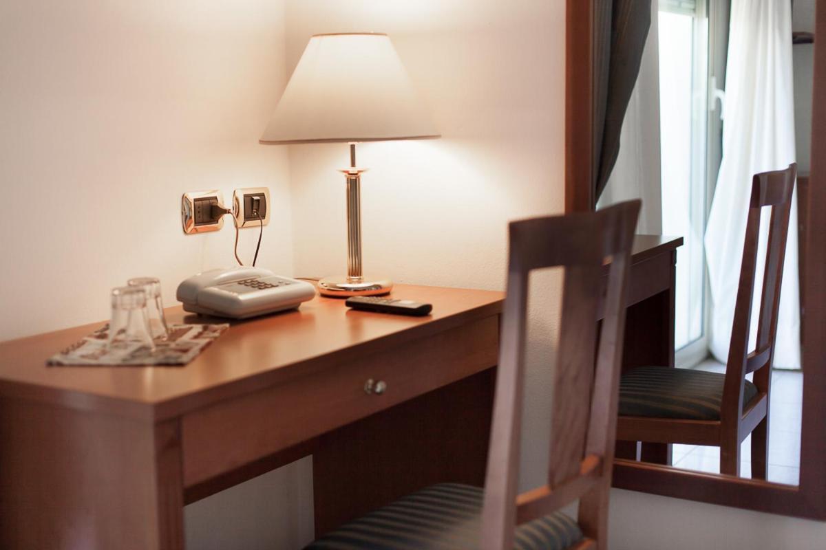 Hotel Everest Cervia Kültér fotó